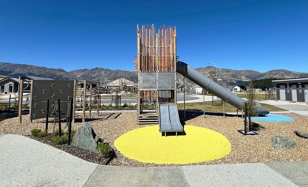 Longview playground 3